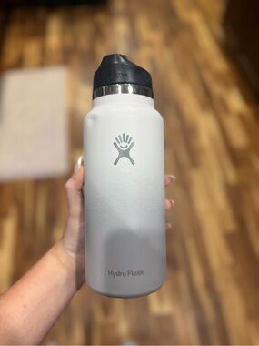 Hydro Flask White & Black Wide Mouth Water Bottle